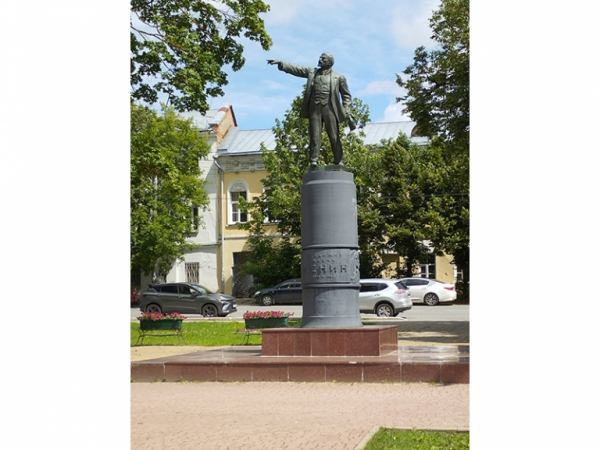 От «Золотого треугольника» – к замурованным сокровищам купцов Демидовых - Свободная Пресса - Туризм. Путешествия по России. Новости России и мира 13 июля 2025